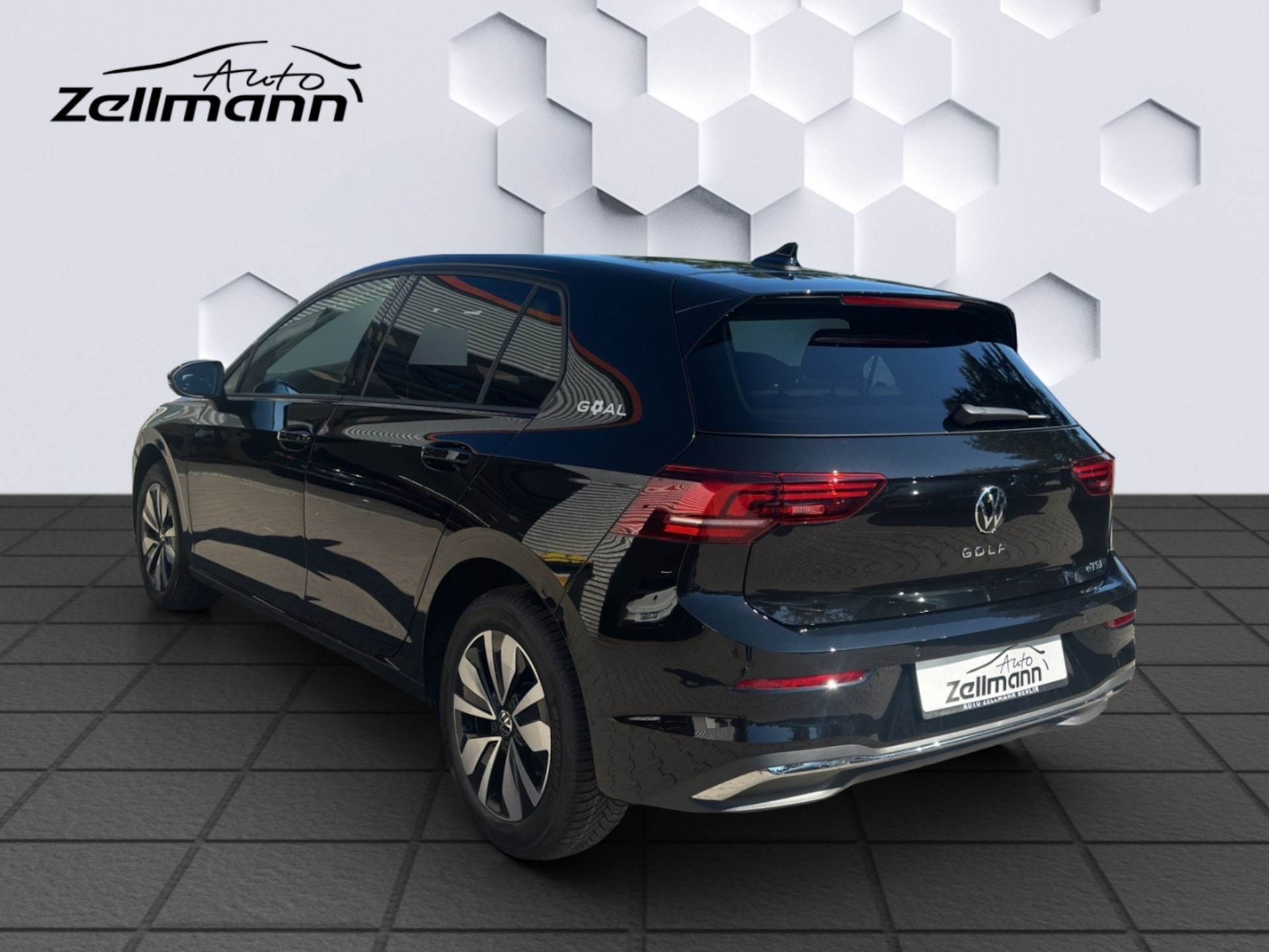 Volkswagen Golf Life