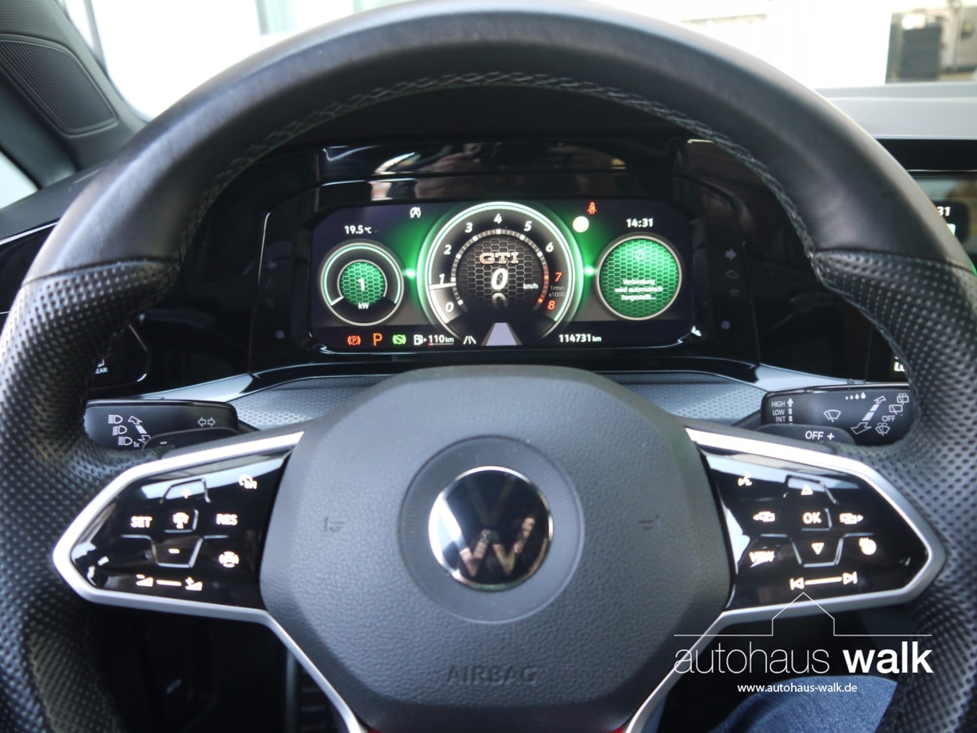 Volkswagen Golf GTI