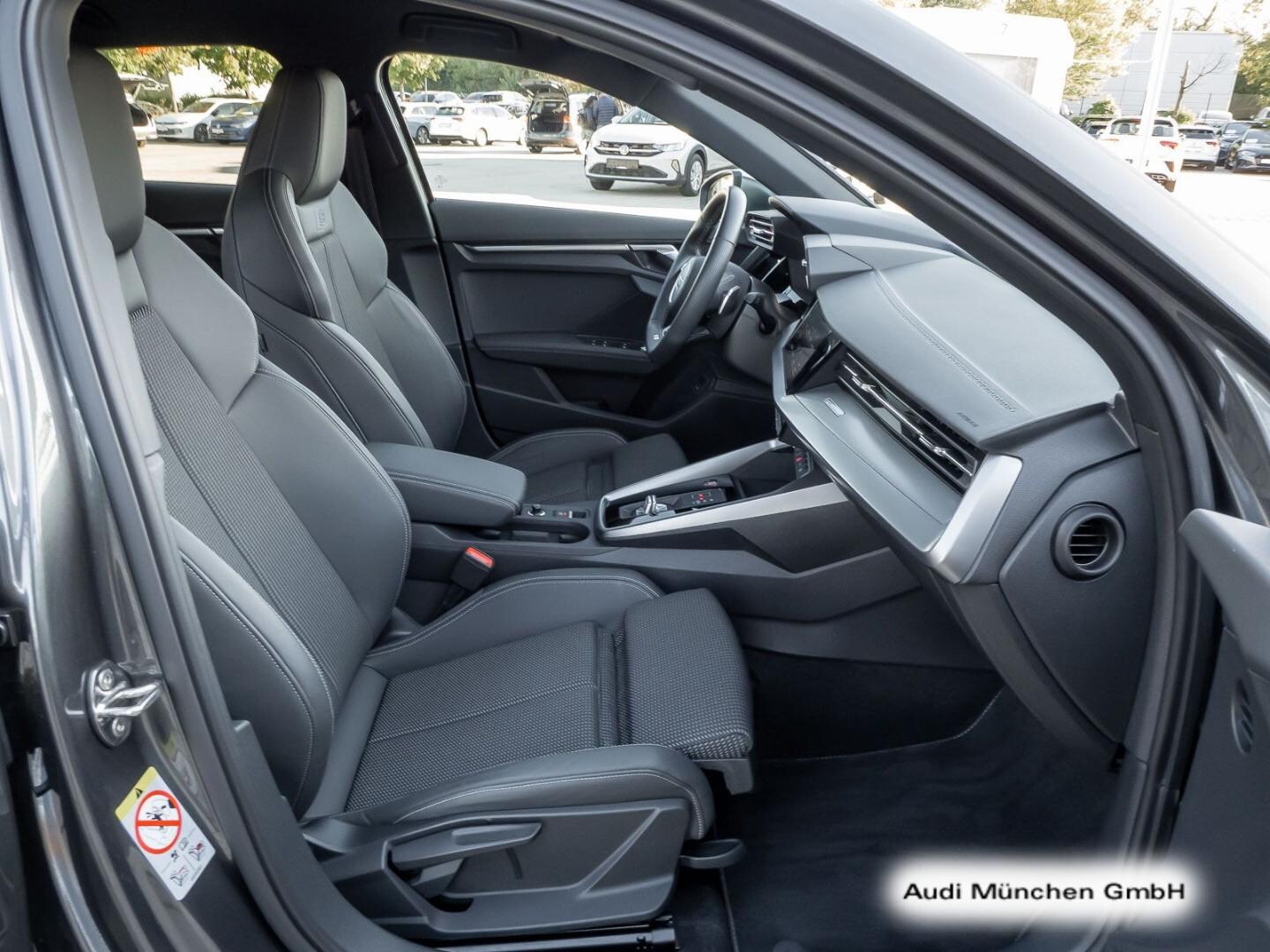 Bild über Audi S3 Sportback TFSI quattro S tronic - für weitere Informationen kontaktieren Sie den Audi Partner