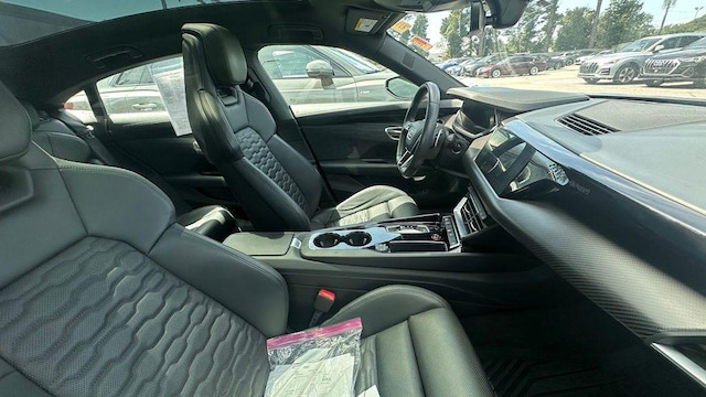 2024 Audi e-tron GT