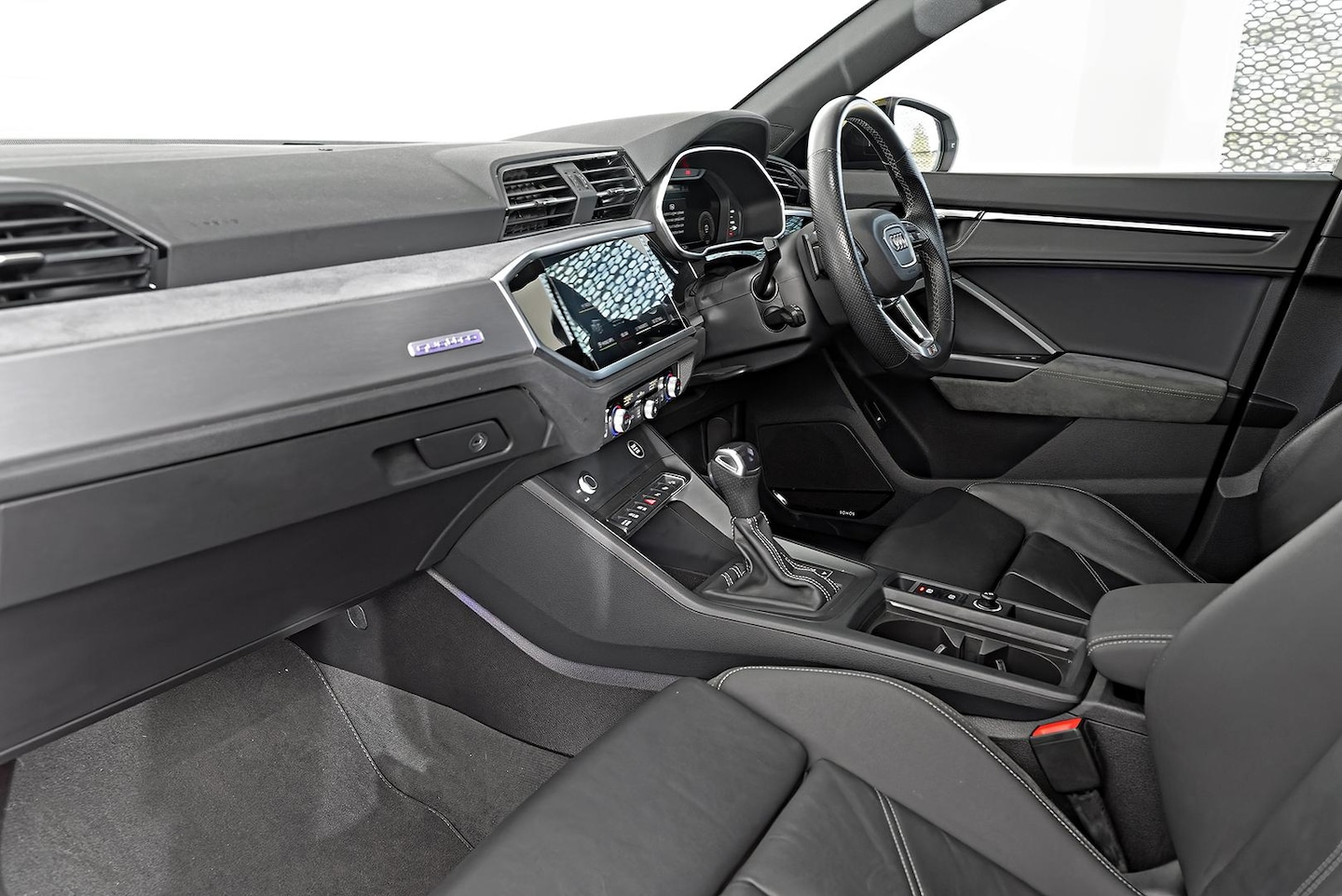 Image about Audi Q3 Sportback S line 40 TFSI quattro S tronic