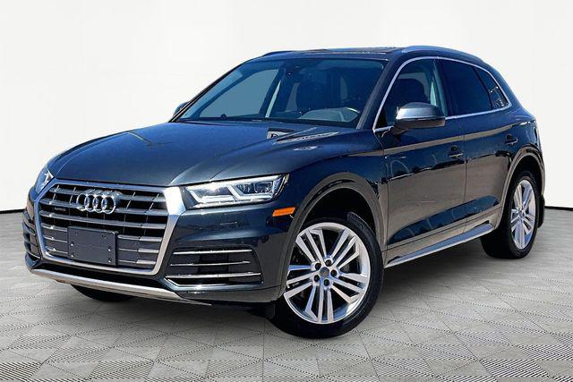 2018 Audi Q5 2.0T quattro S tronic Premium Plus's photo