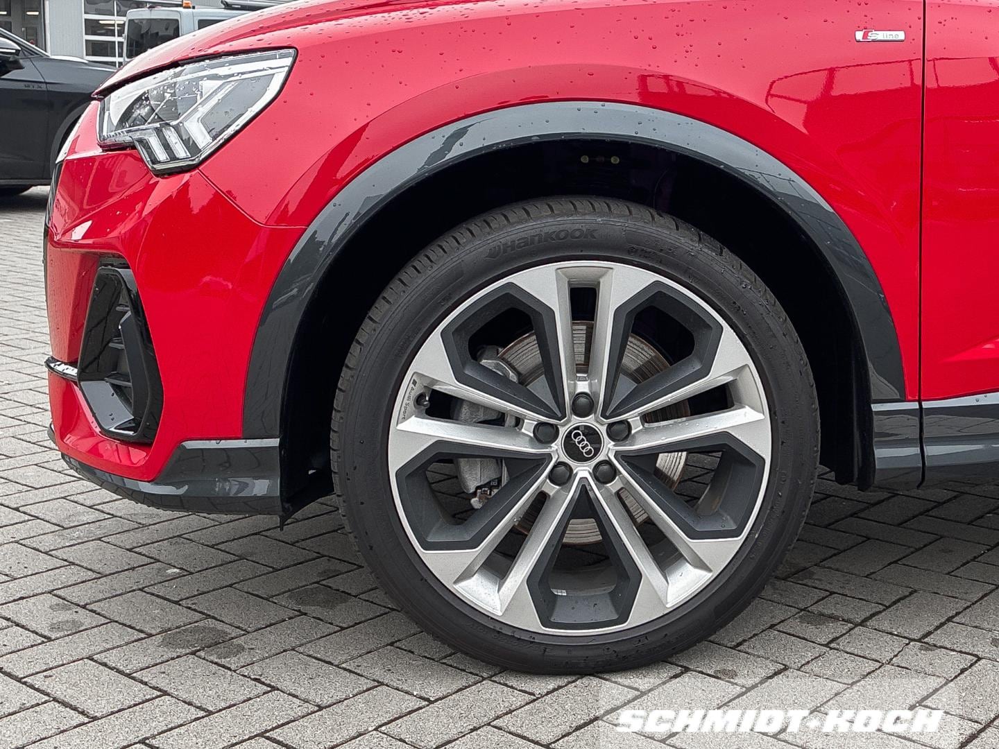 Bild über Audi Q3 Sportback S line 40 TDI quattro S tronic - für weitere Informationen kontaktieren Sie den Audi Partner