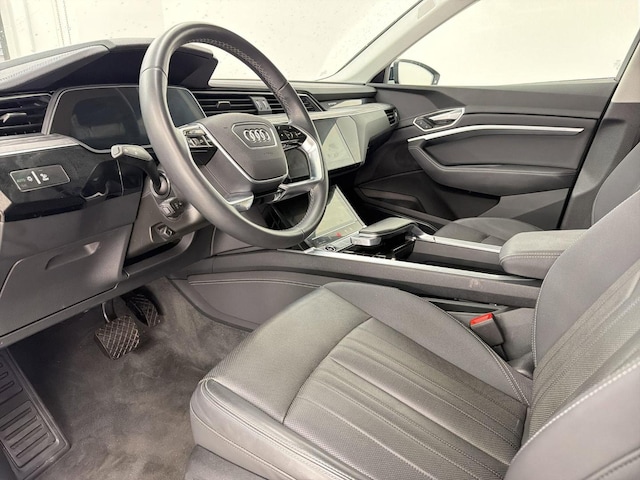 2024 Audi Q8 e-tron