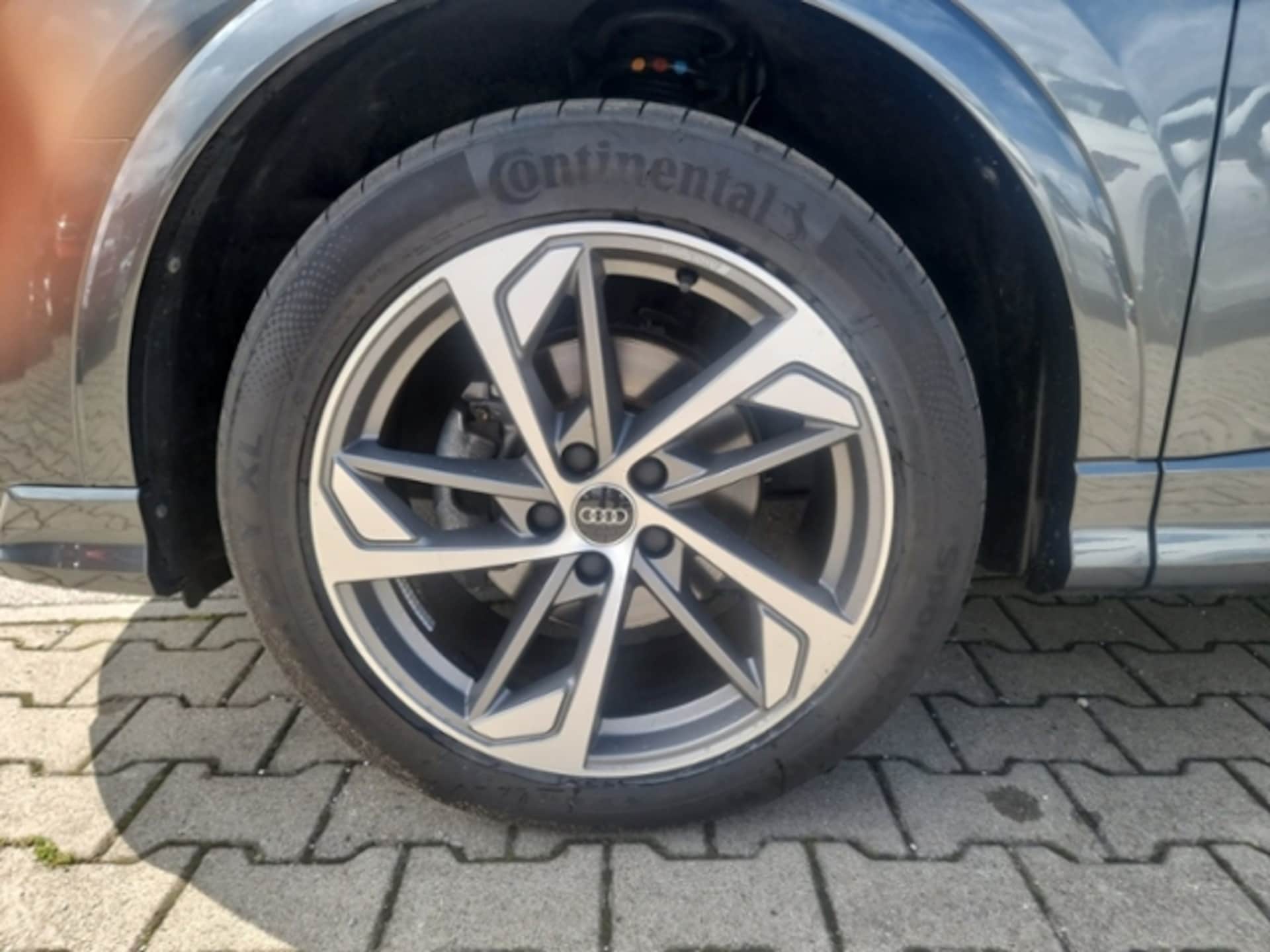 Audi Q3 SUV S line