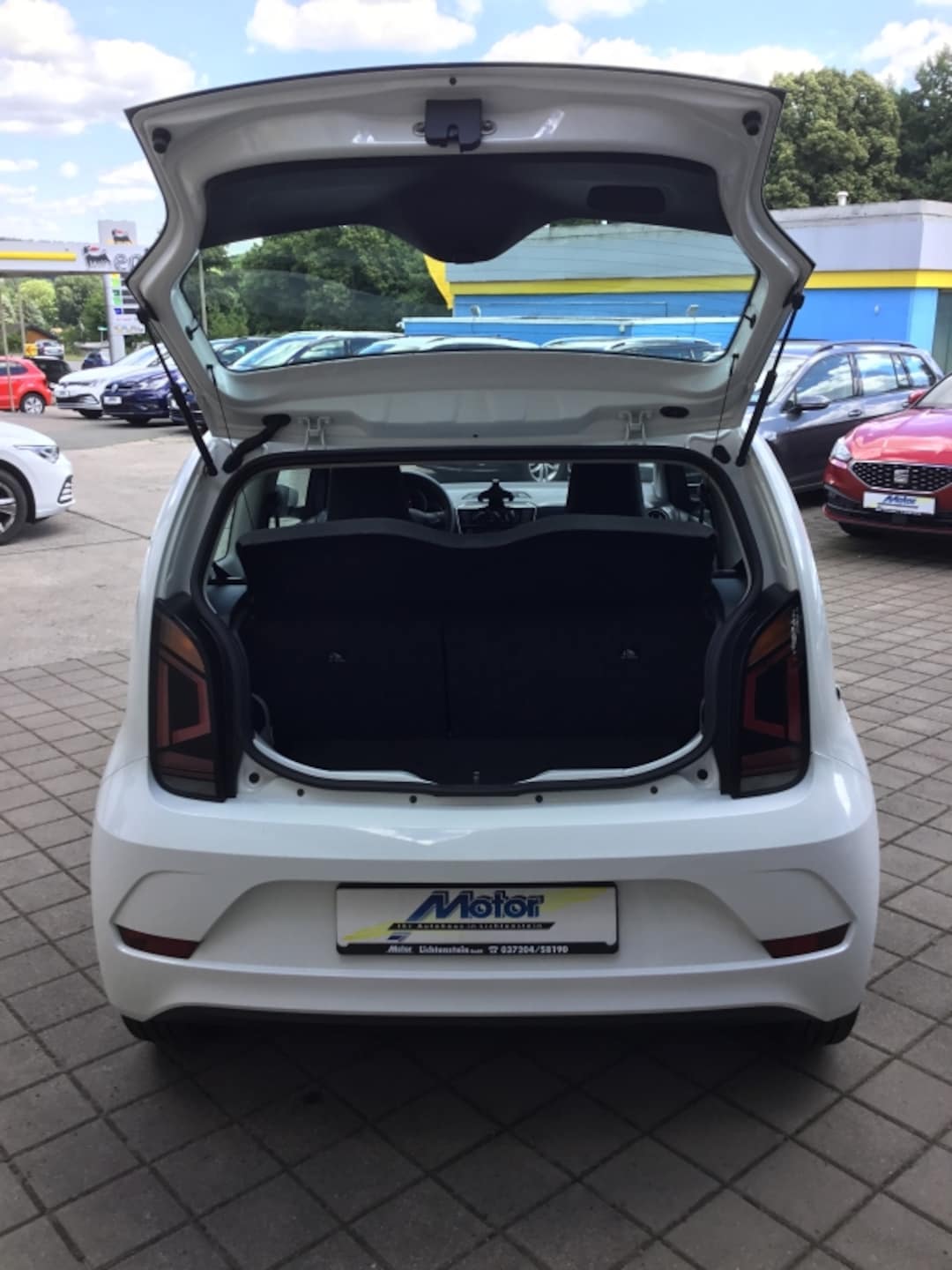 Volkswagen up! move up!