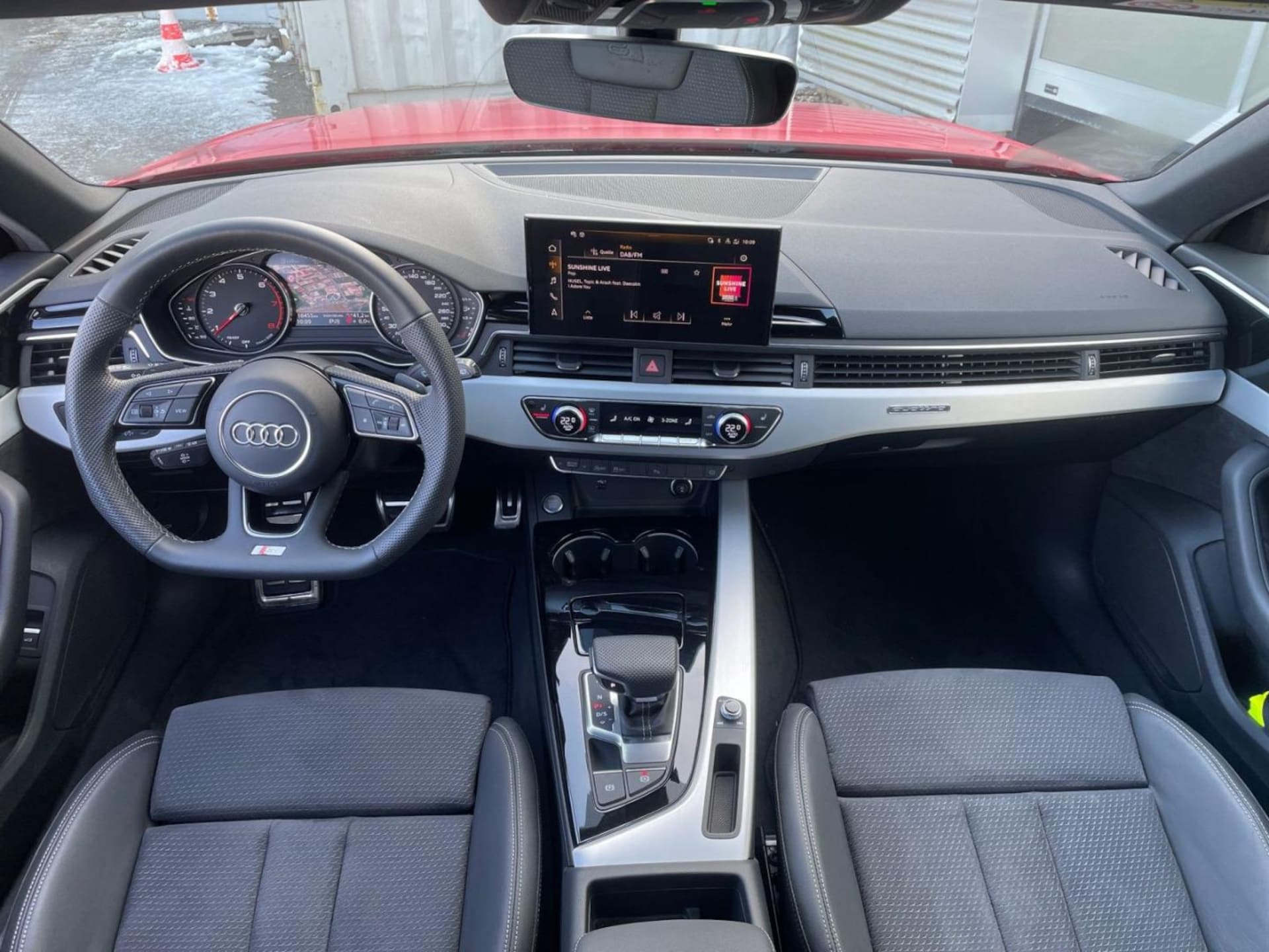 Audi A4 Avant S line
