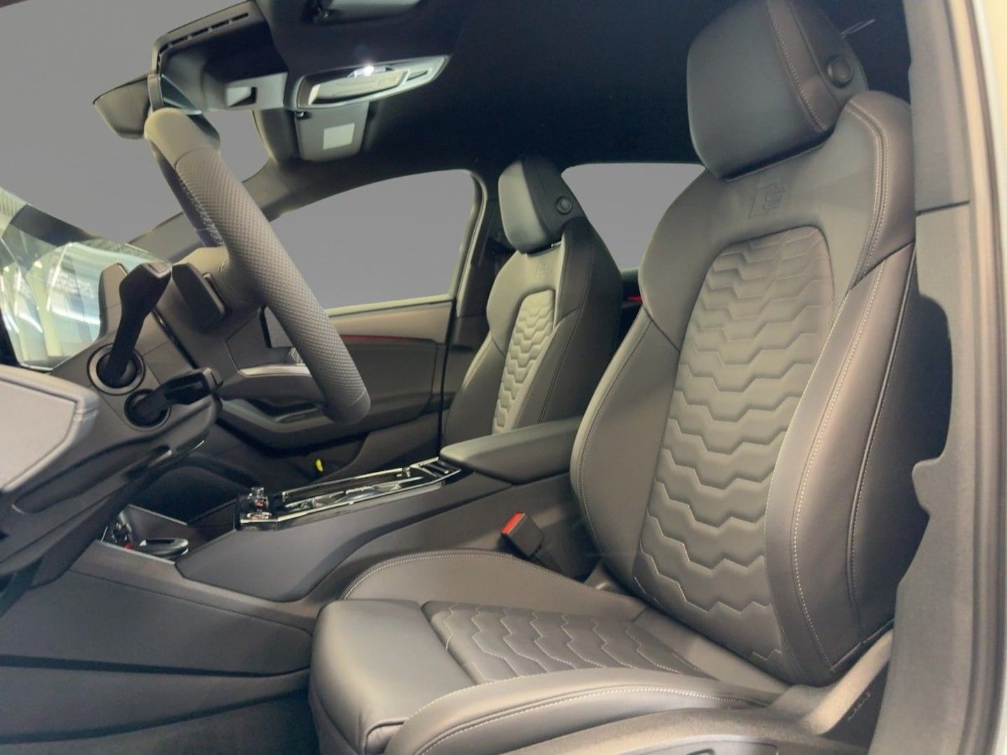 Bild über Audi A6 Avant e-tron S line business e-tron quattro 315 kW - für weitere Informationen kontaktieren Sie den Audi Partner