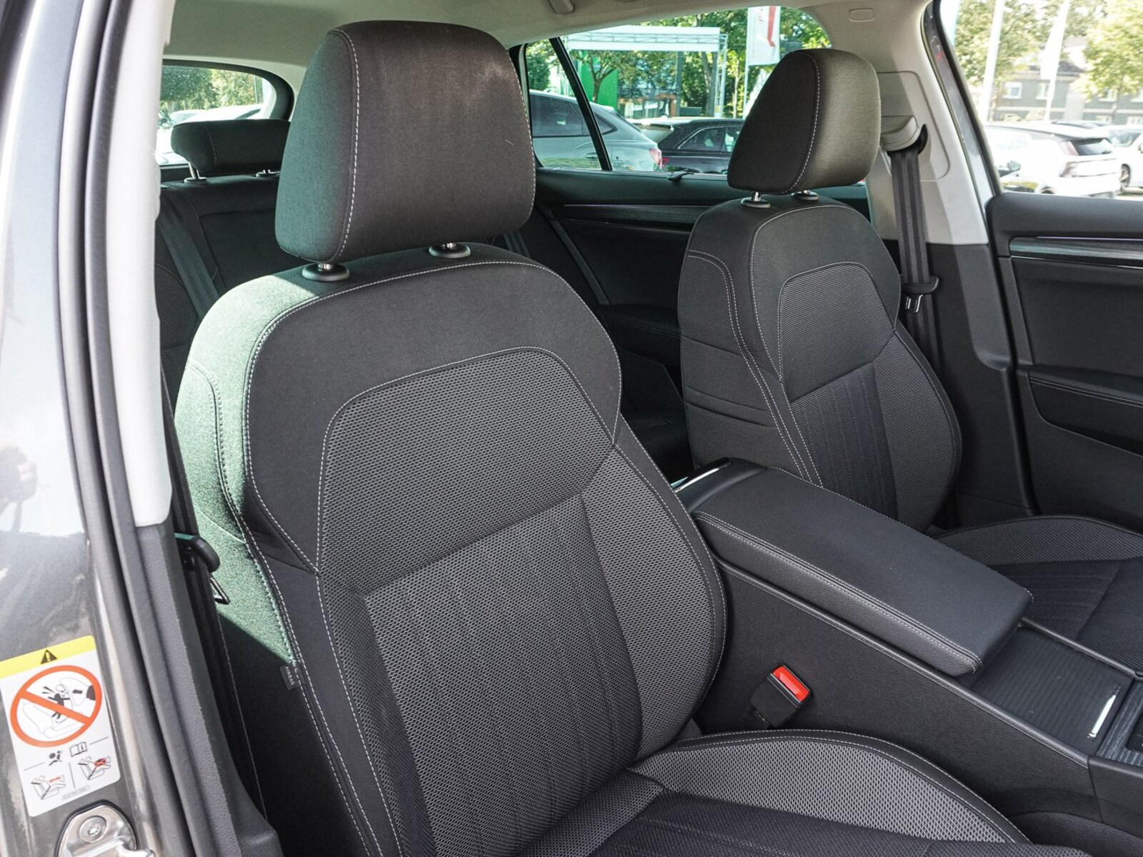Škoda Superb Combi – Bild 9