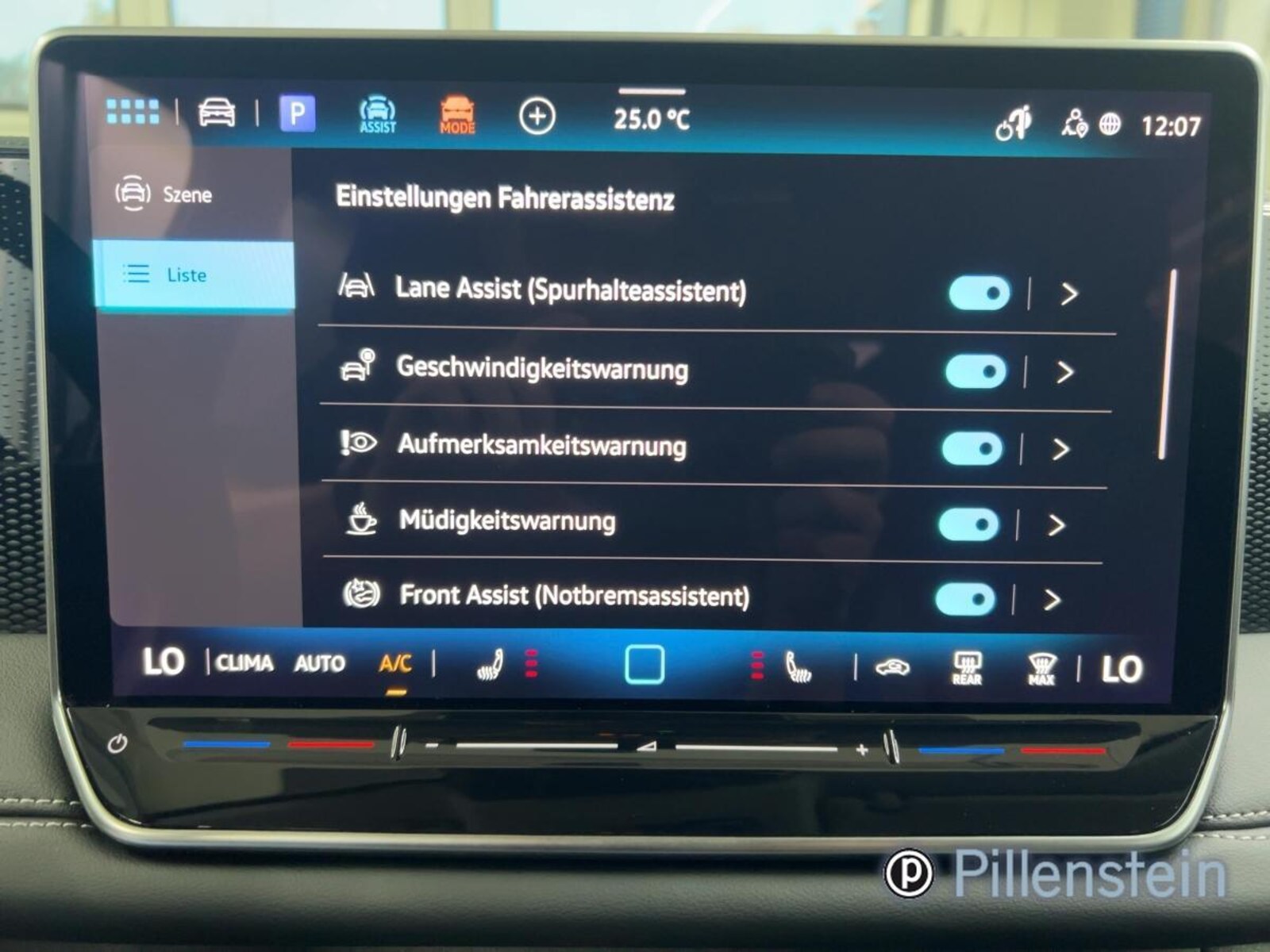 Volkswagen Tiguan – Bild 11