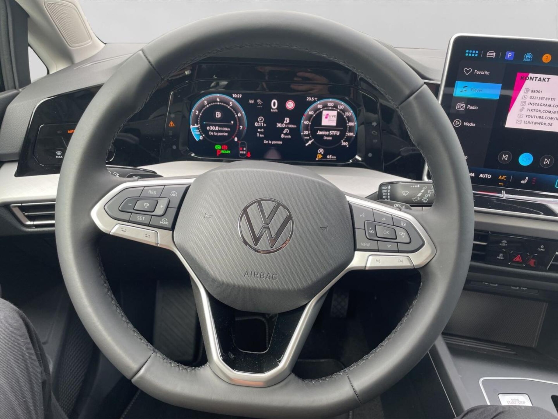 Volkswagen Golf Life