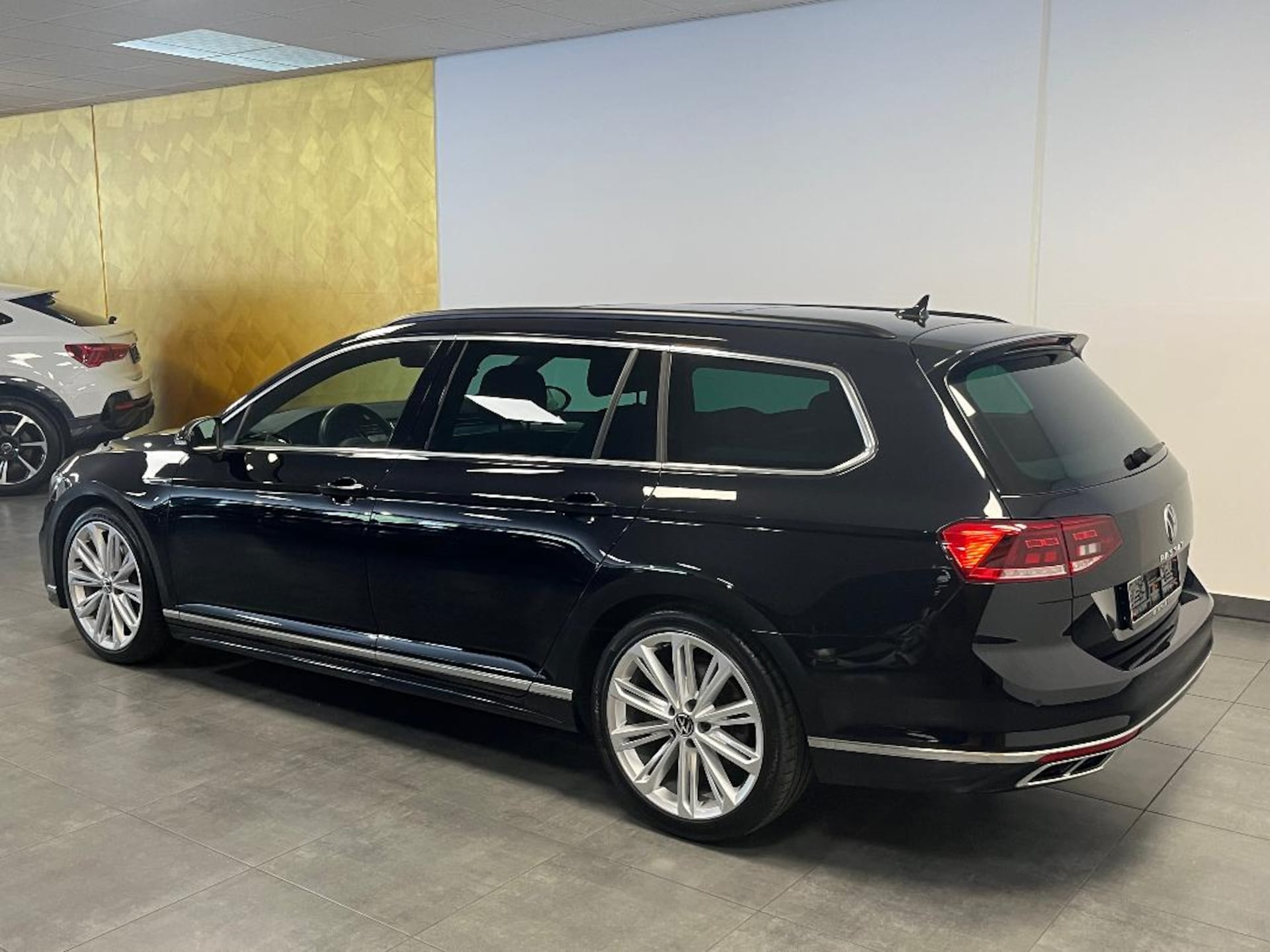 Volkswagen Passat Variant R-Line