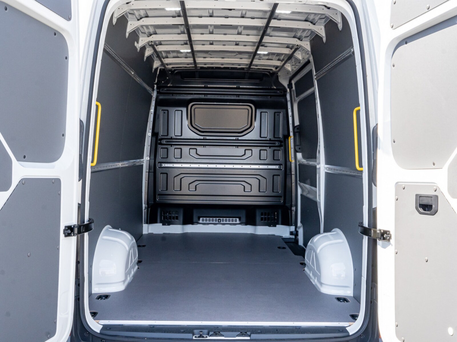 Volkswagen Crafter Kasten mittlerer Radstand – Bild 19