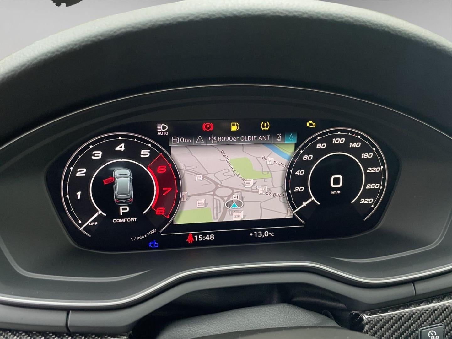 Bild über Audi RS 4 Avant TFSI quattro tiptronic - für weitere Informationen kontaktieren Sie den Audi Partner