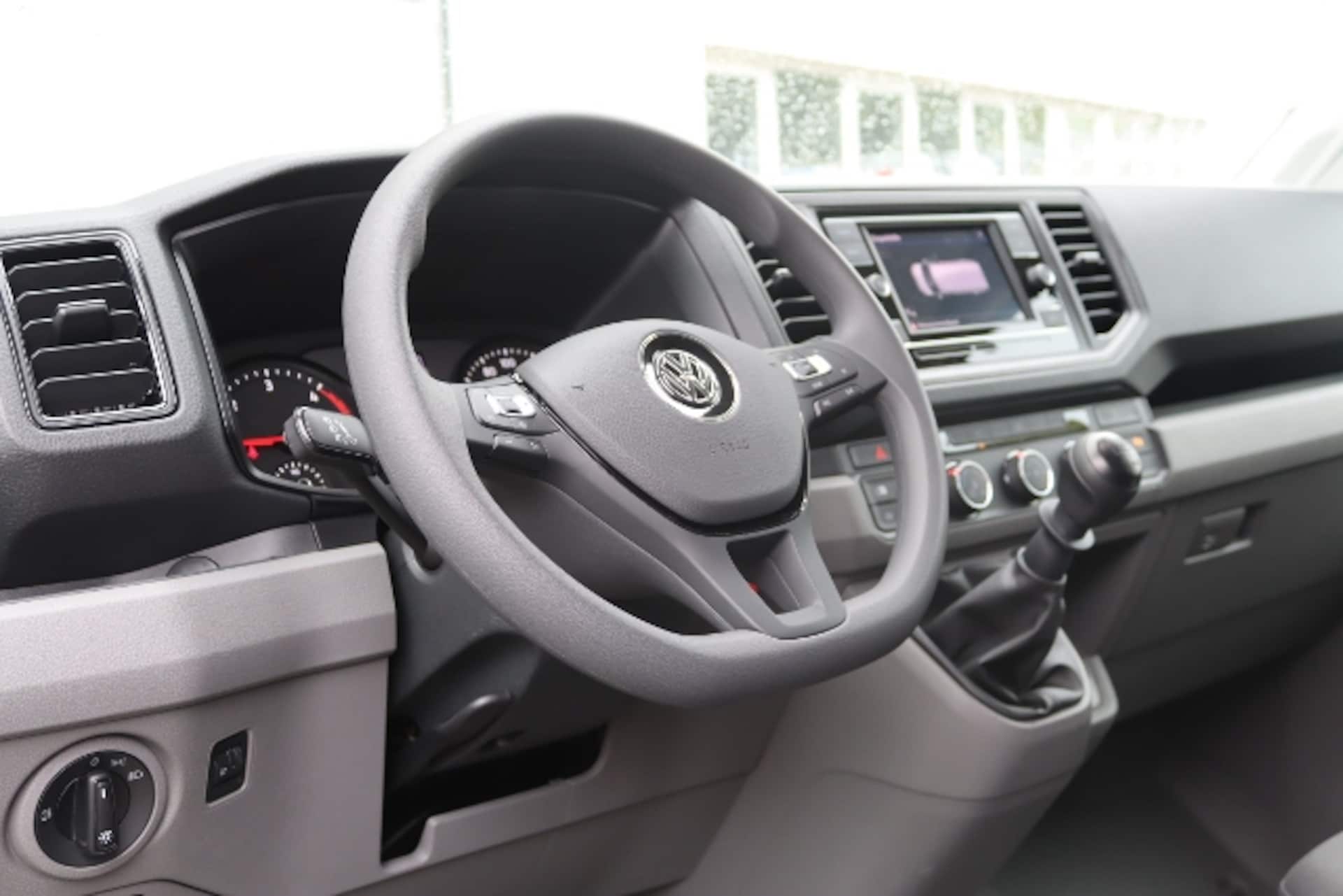 Volkswagen Crafter Kasten mittlerer Radstand