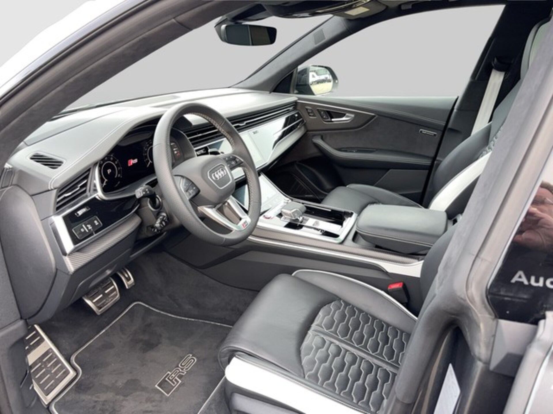 Audi RS Q8 SUV