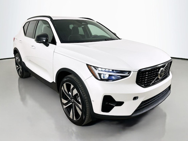 2024 Volvo XC40