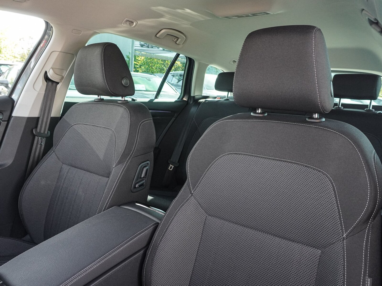 Škoda Superb Combi – Bild 12