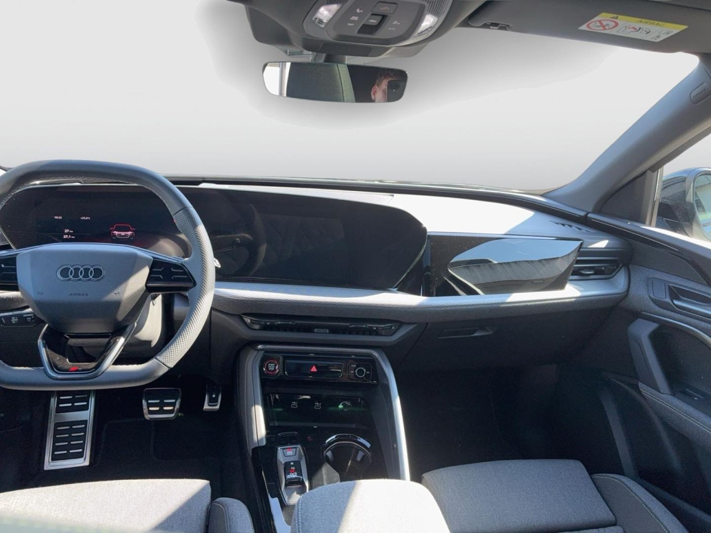 Bild über Audi Q5 Sportback TDI quattro 150 kW S tronic - für weitere Informationen kontaktieren Sie den Audi Partner