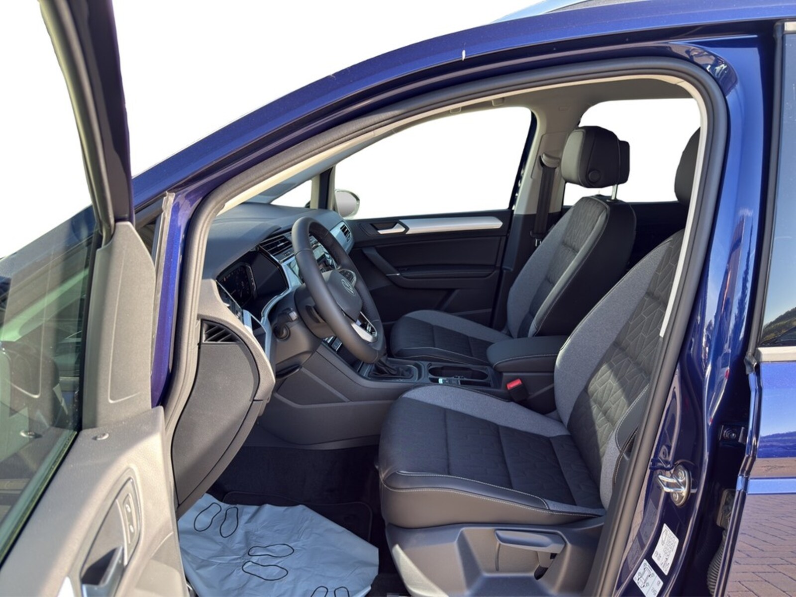 Volkswagen Touran – Bild 12