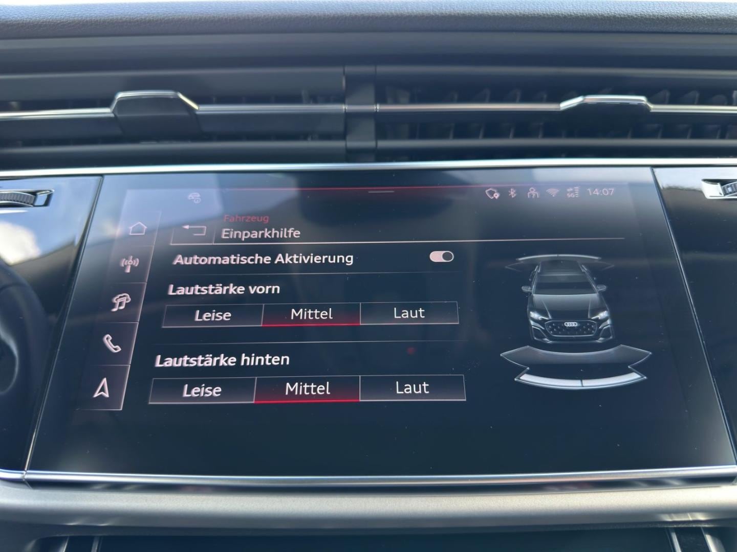 Bild über Audi Q8 SUV TFSI e TFSI e quattro 290 kW tiptronic - für weitere Informationen kontaktieren Sie den Audi Partner
