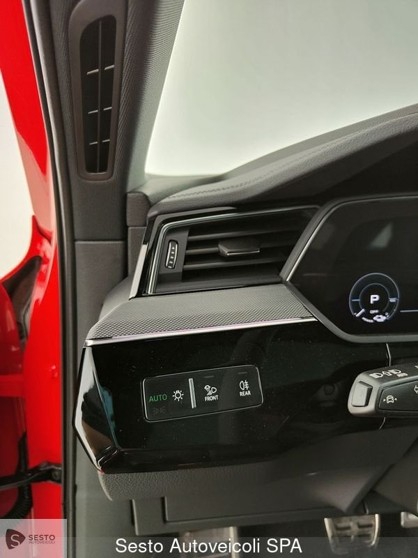 Image about Audi SQ8 Sportback e-tron SQ8 Sportback e-tron 370,00 kW