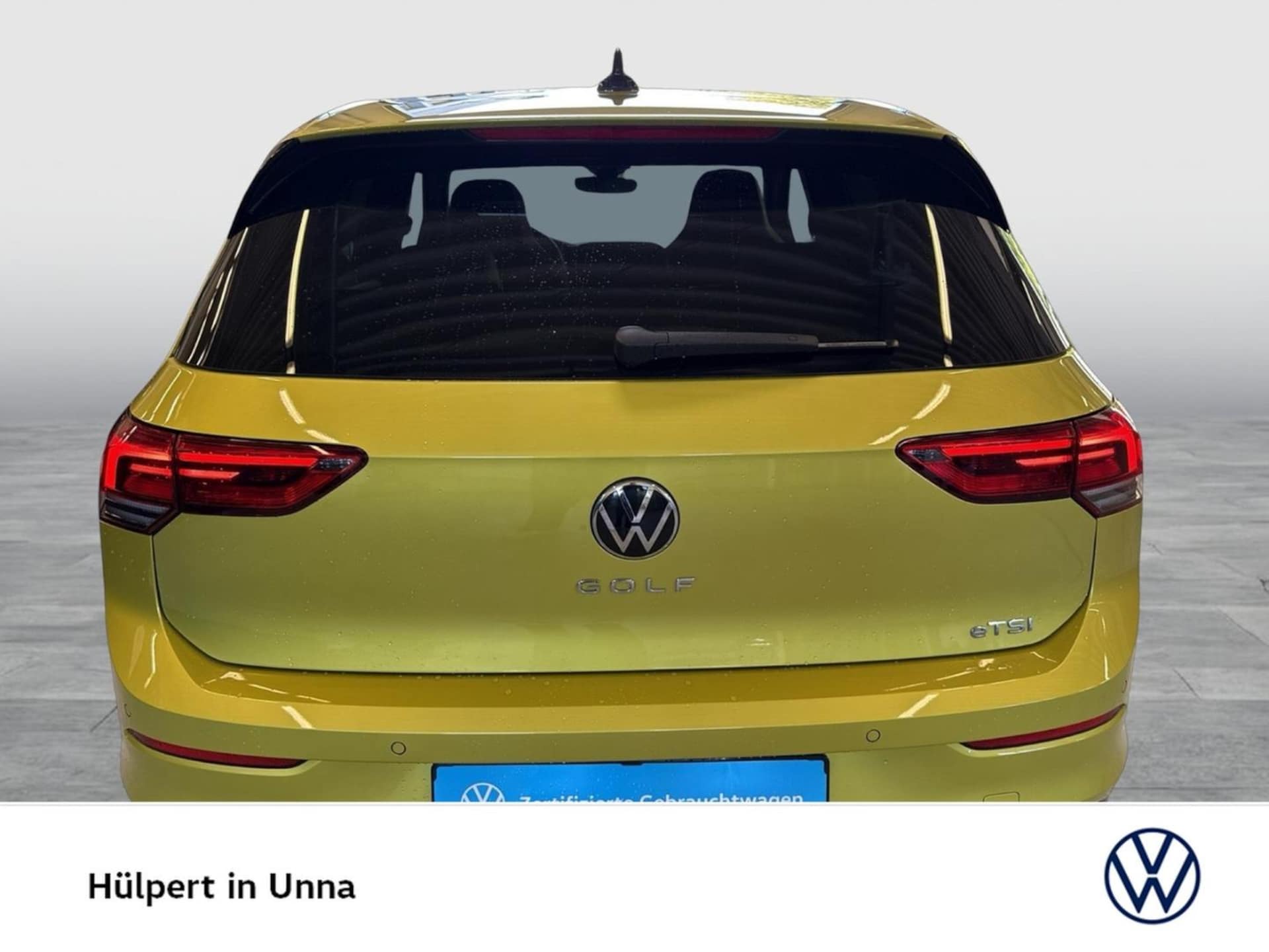 Volkswagen Golf R-Line