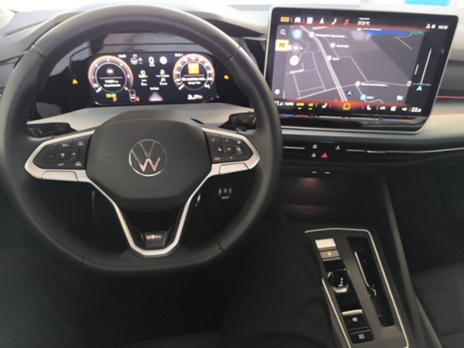 Volkswagen Golf Variant – Bild 10