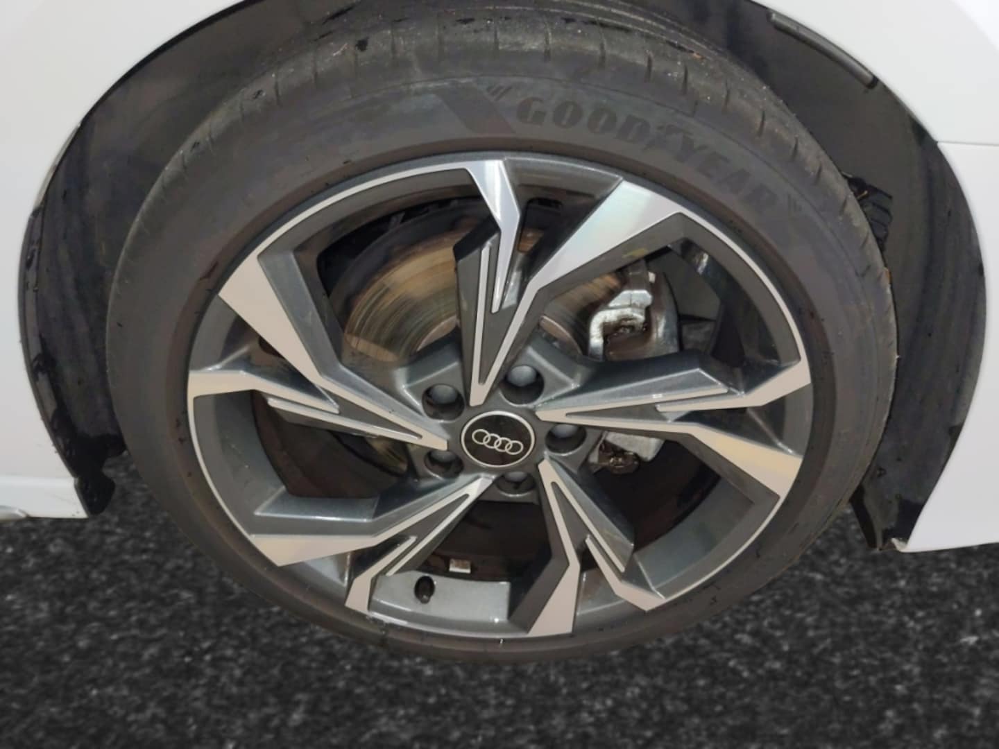 Bild über Audi A3 Sportback TFSI 110 kW S tronic - für weitere Informationen kontaktieren Sie den Audi Partner