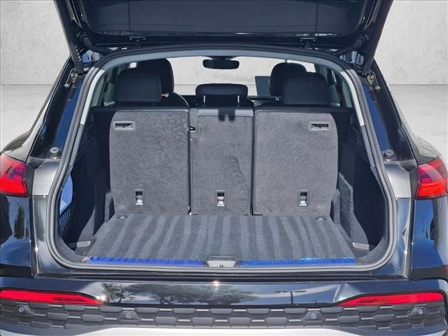 2025 Audi Q5 Premium - Photo 6