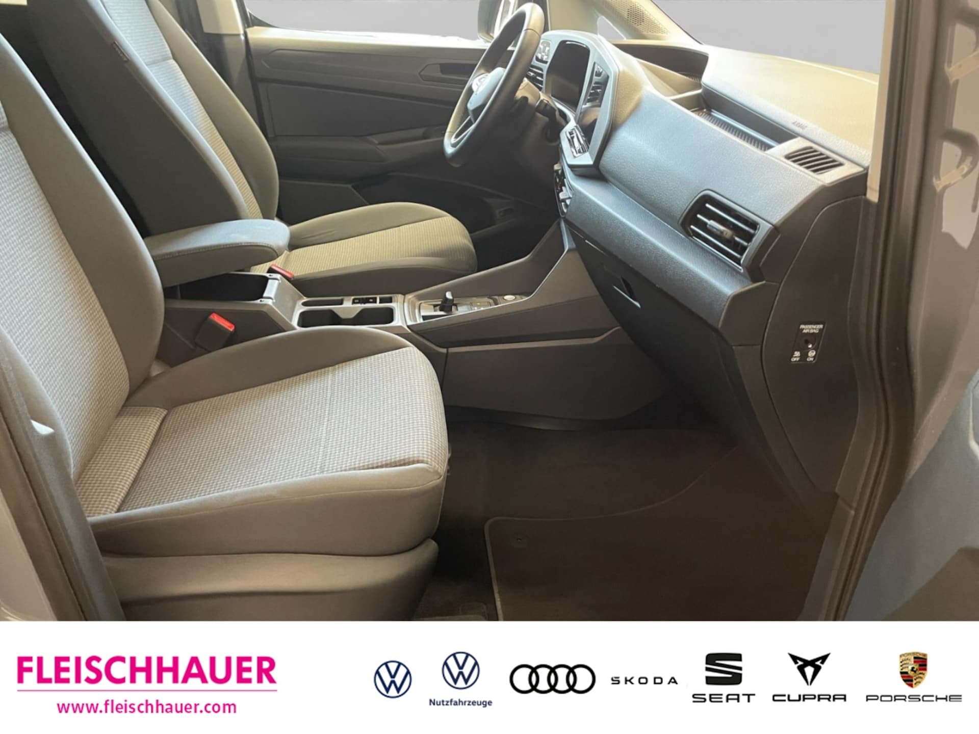 Volkswagen Caddy Maxi Basis-Modell