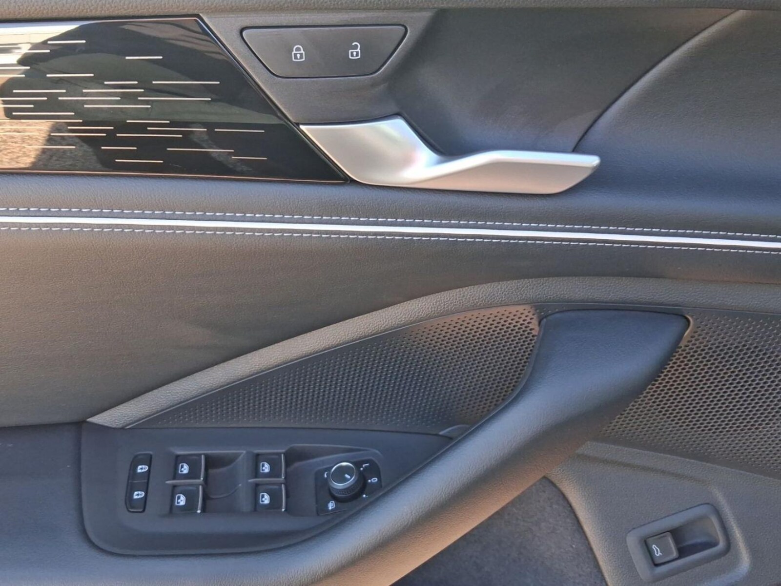 Volkswagen Passat – Bild 7