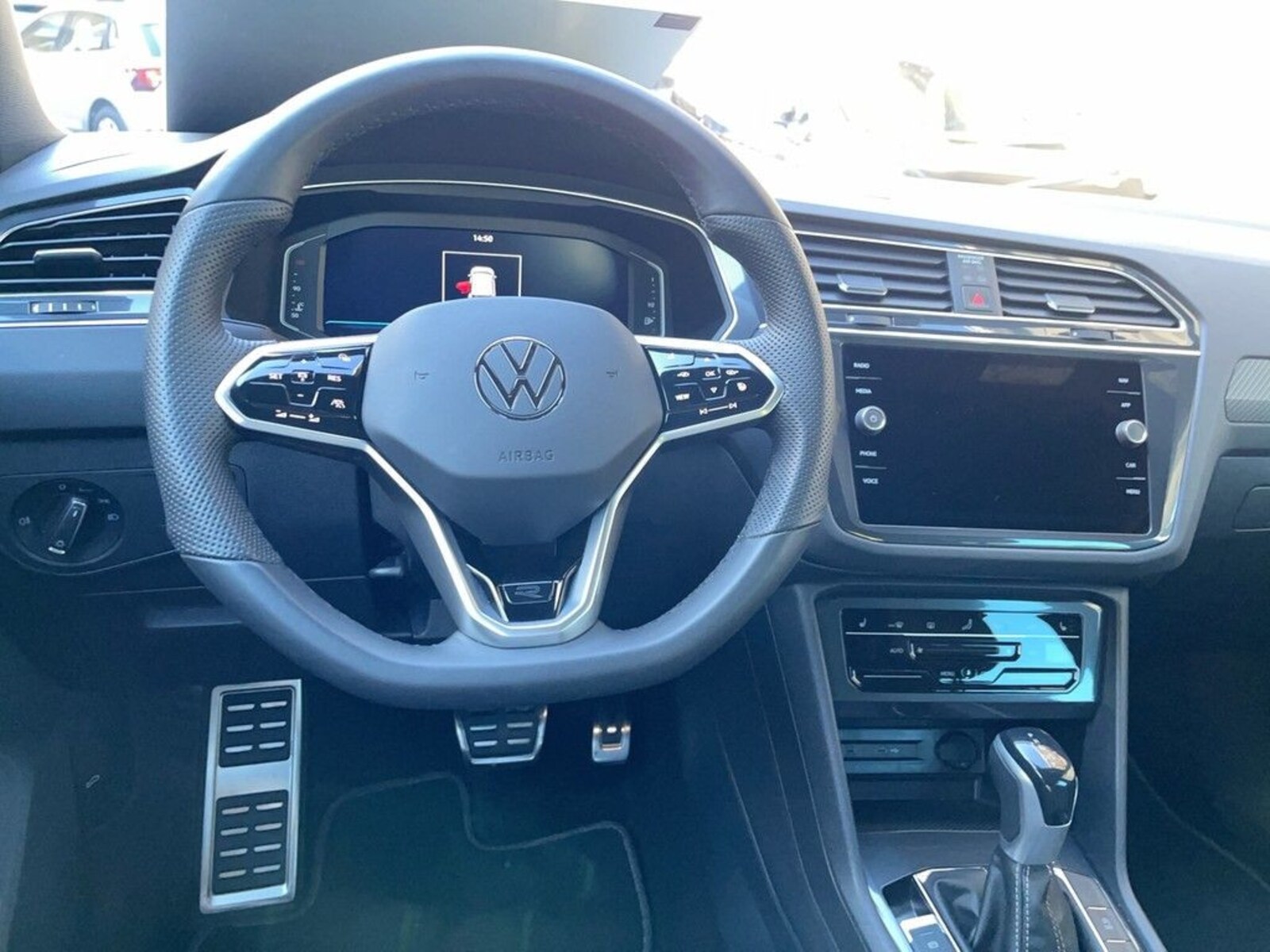 Volkswagen Tiguan – Bild 10