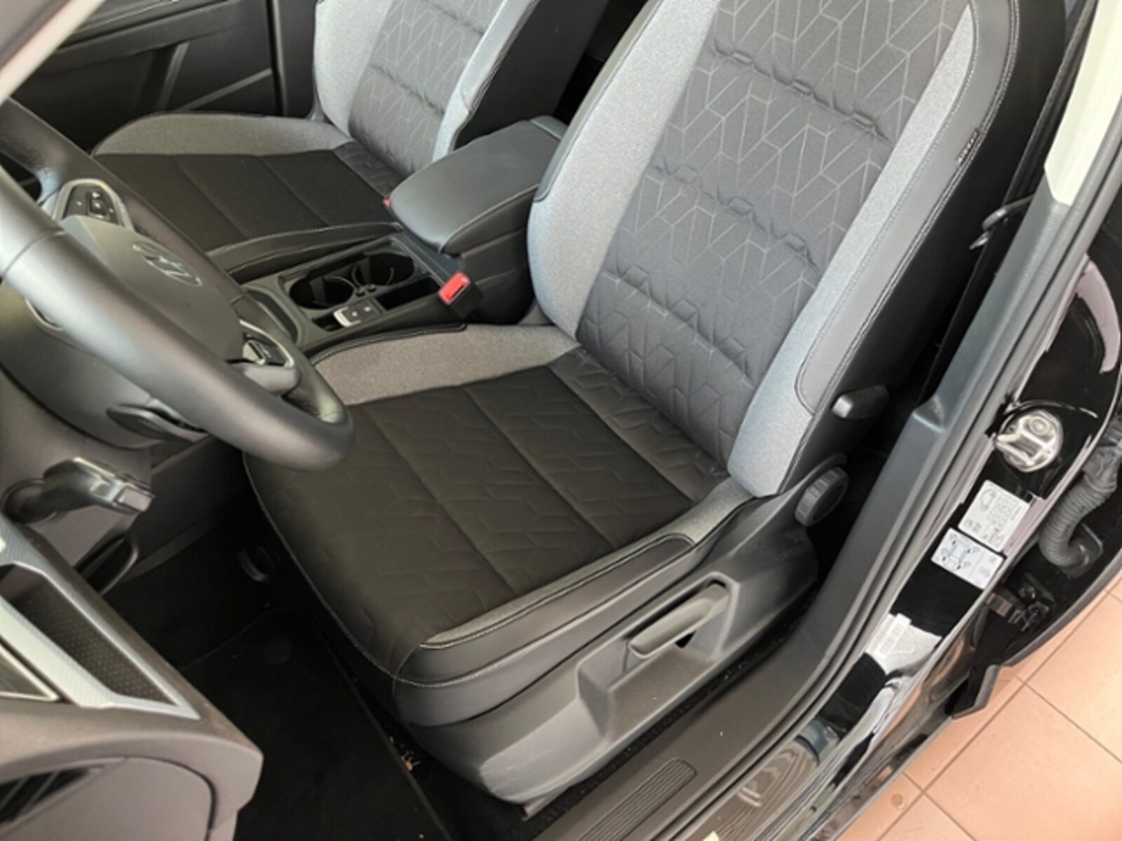 Volkswagen Touran – Bild 18
