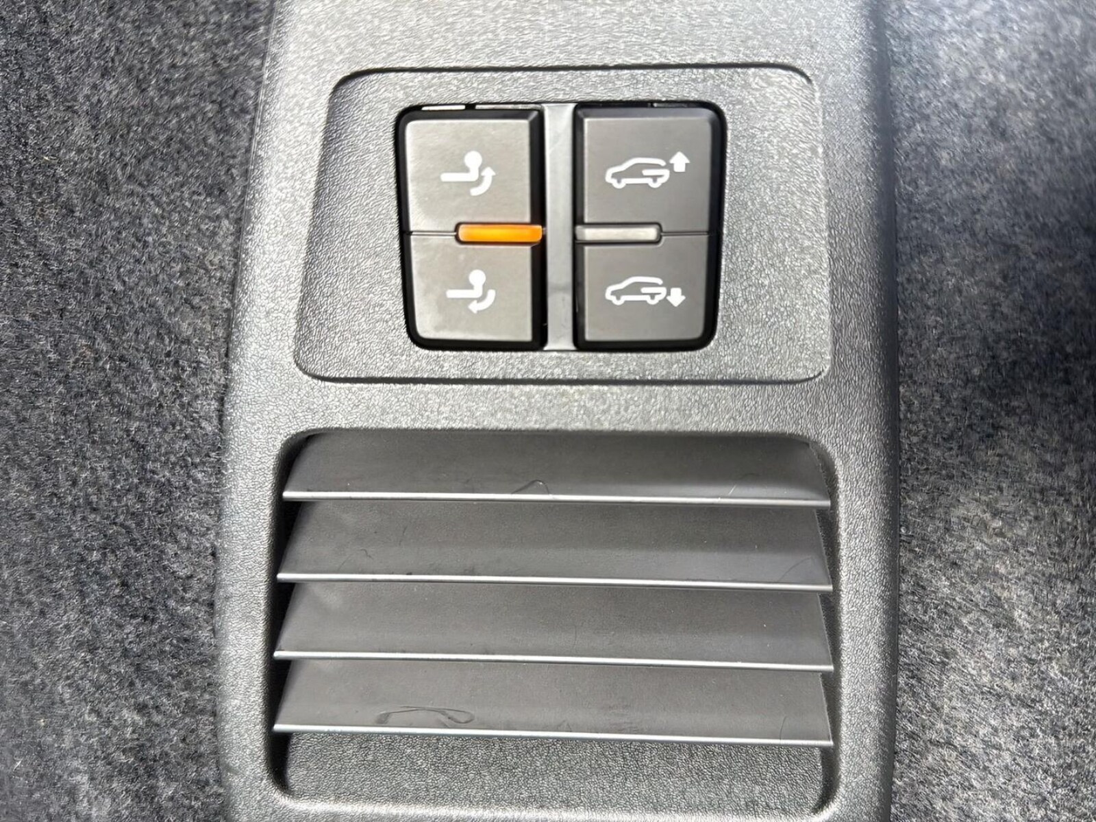 Volkswagen Touareg – Bild 22