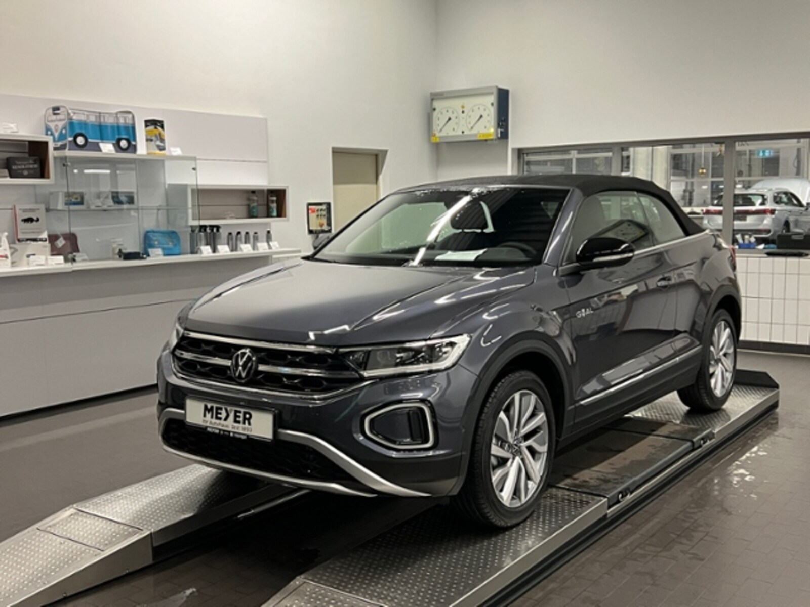 Volkswagen T-Roc Cabriolet – Bild 2