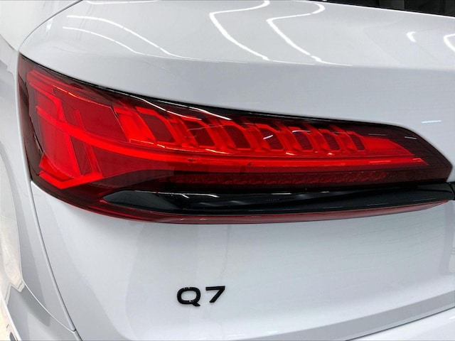 2026 Audi Q7 Premium - Photo 22