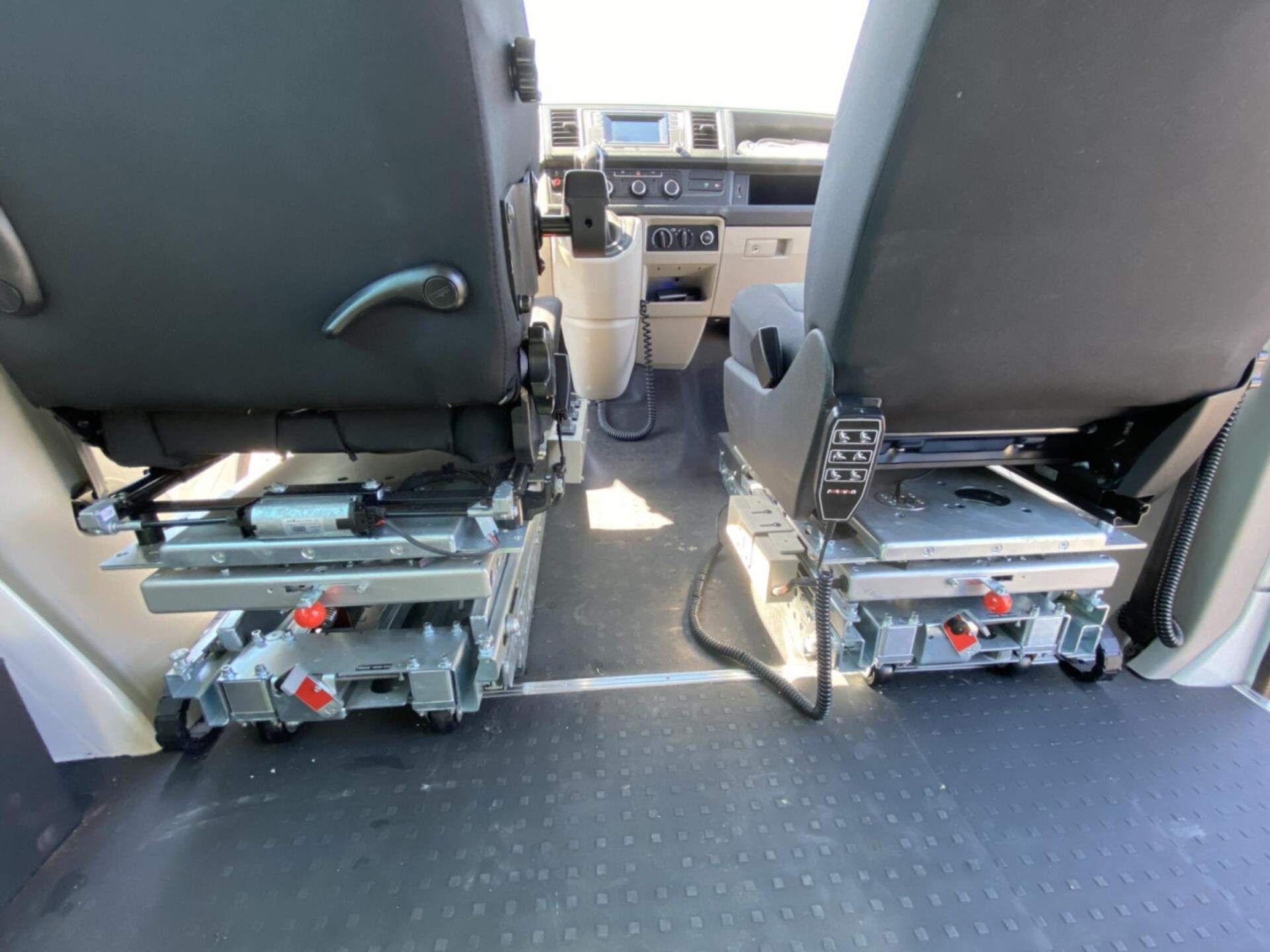 Volkswagen T6 Transporter Kombi kurzer Radstand