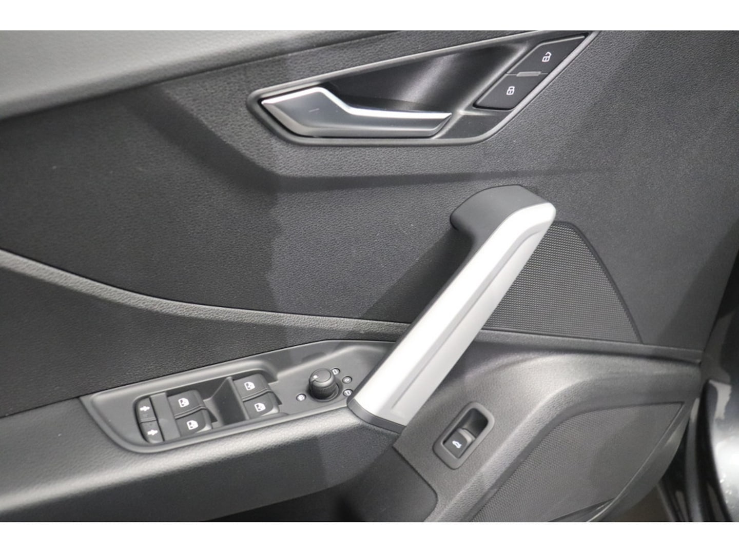 Bild über Audi Q2 S line 35 TFSI S tronic - für weitere Informationen kontaktieren Sie den Audi Partner