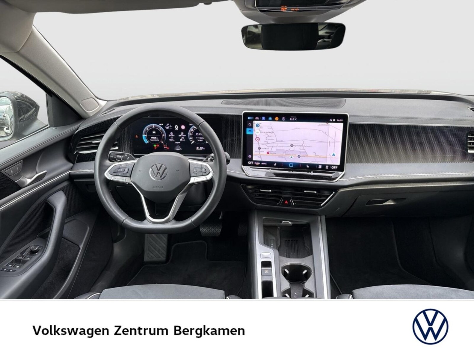 Volkswagen Passat – Bild 8