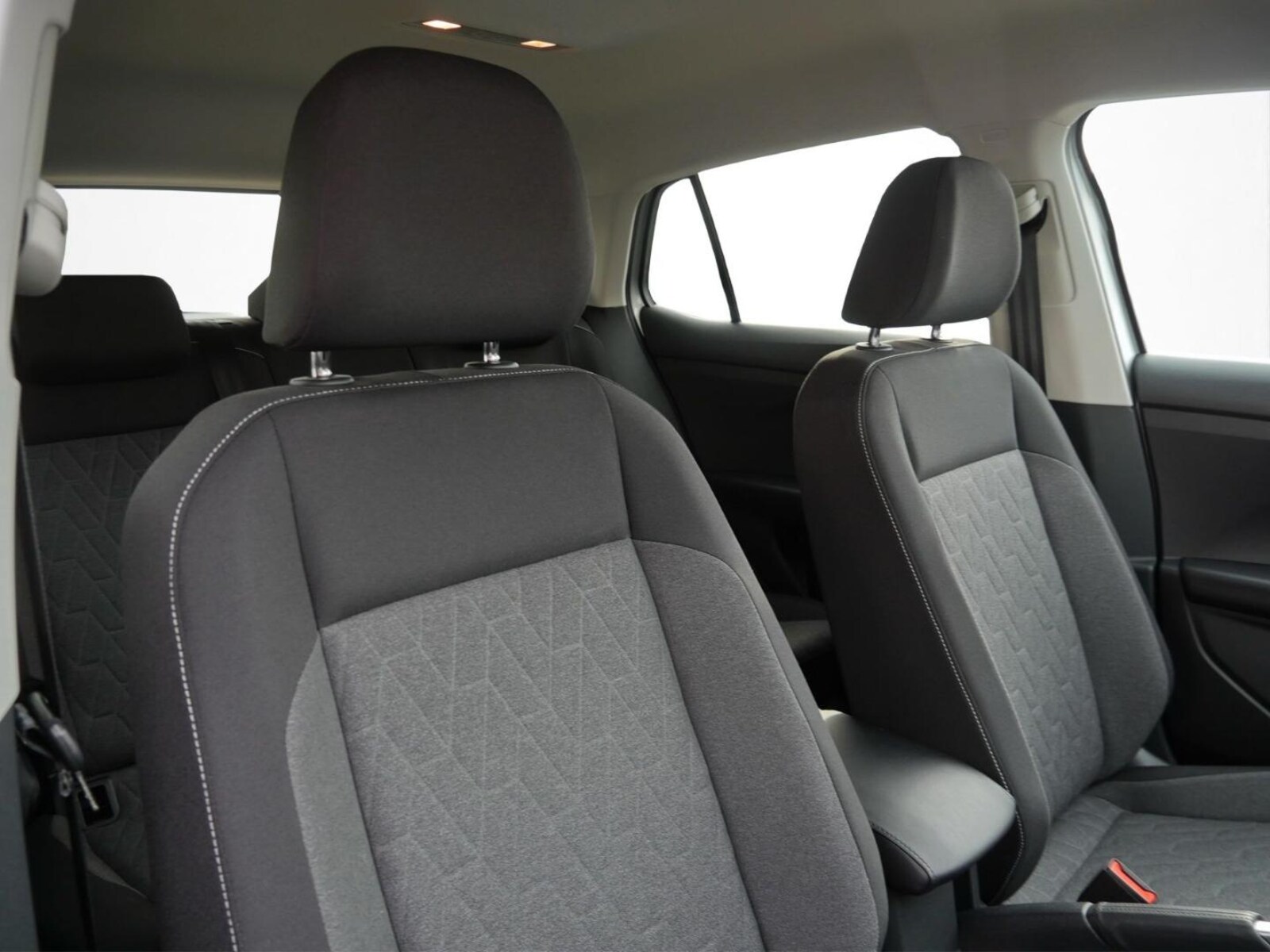 Volkswagen T-Cross – Bild 10