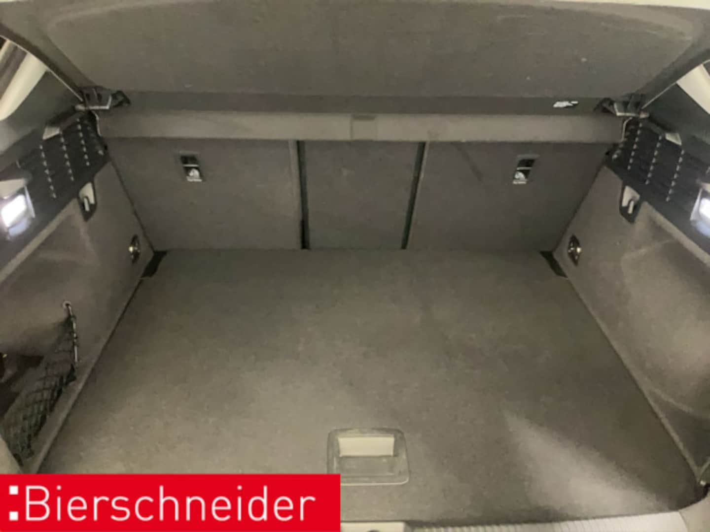 Bild über Audi Q2 advanced 35 TFSI S tronic - für weitere Informationen kontaktieren Sie den Audi Partner
