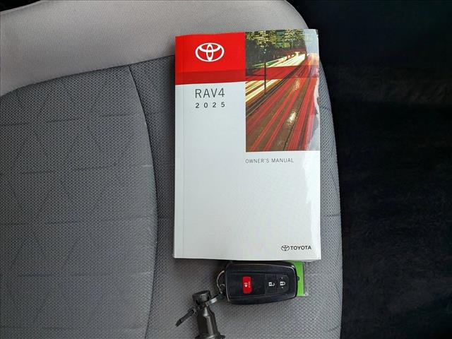 2025 TOYOTA RAV4 - Image 22