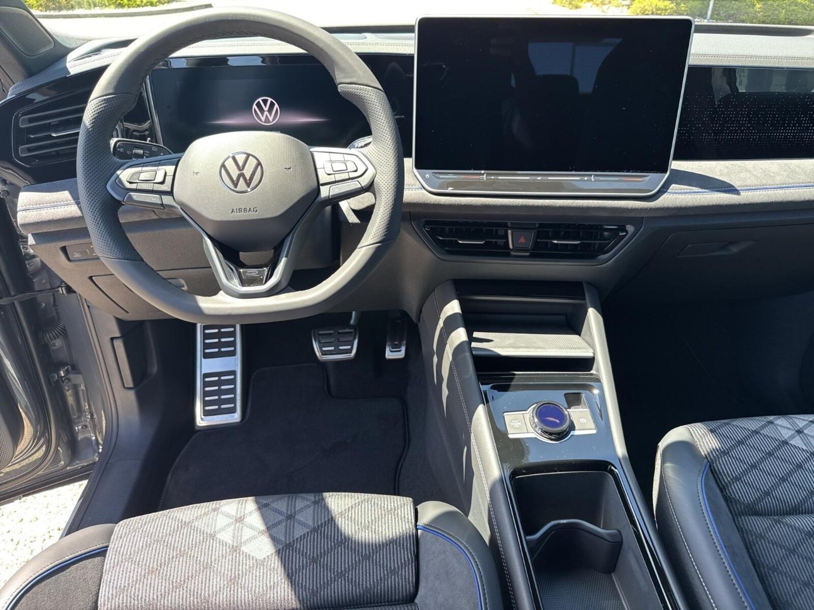 Volkswagen Tiguan – Bild 11