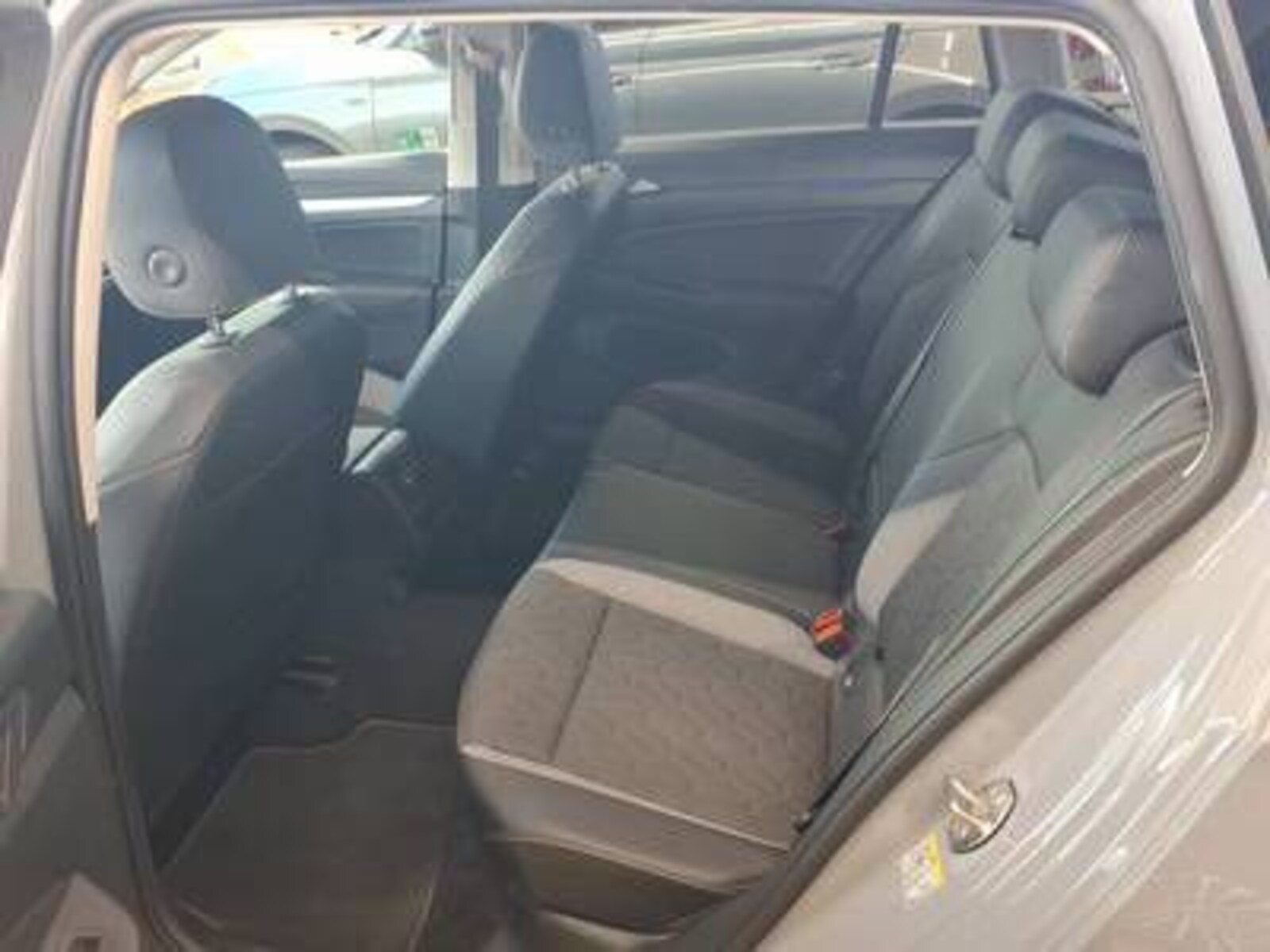 Volkswagen Golf Variant – Bild 6