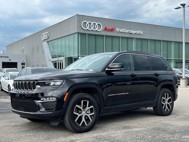 Photo of 2024 Jeep Grand Cherokee