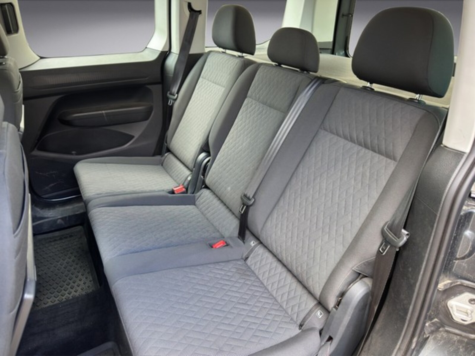 Volkswagen Caddy – Bild 9