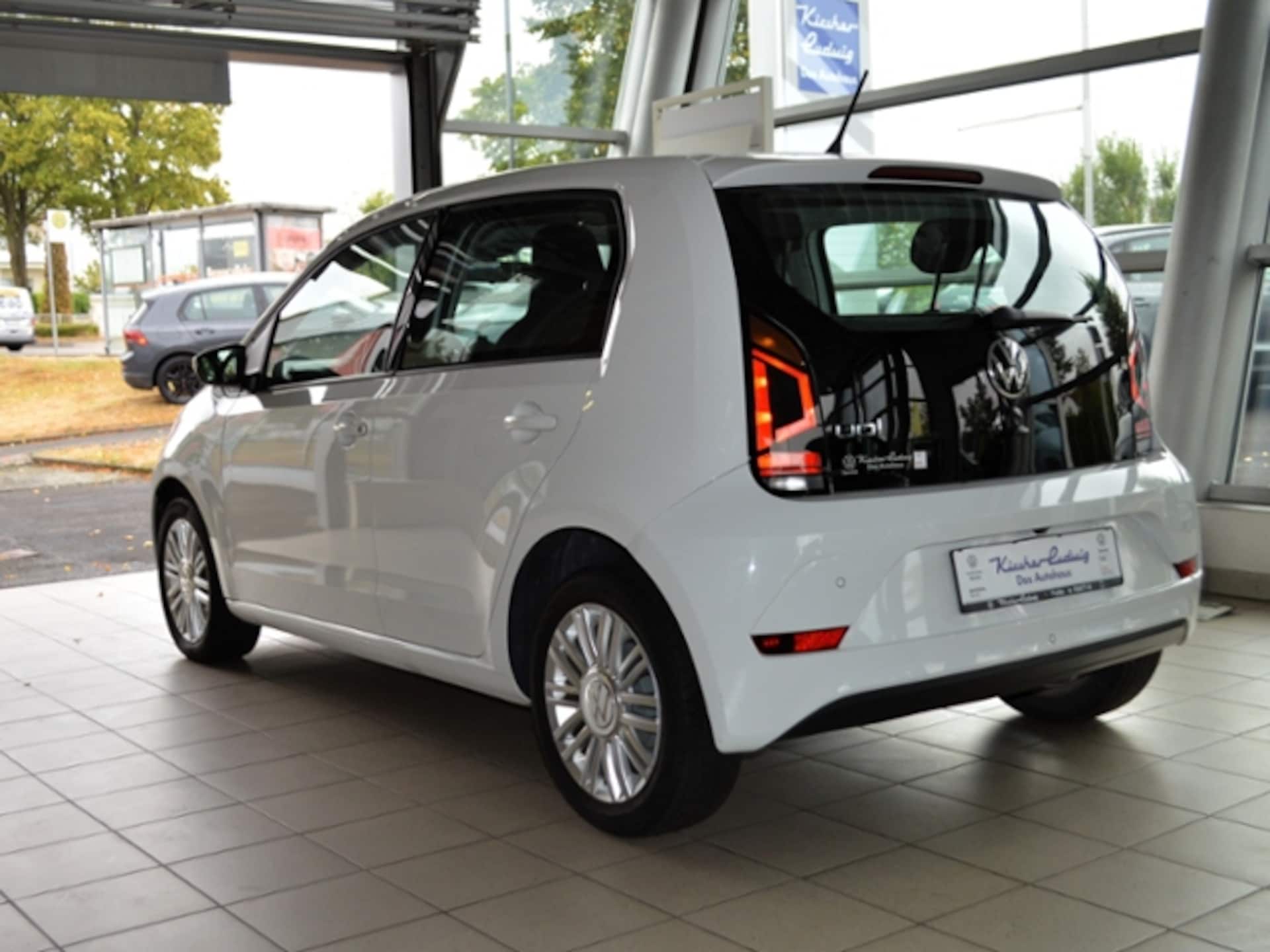 Volkswagen up!