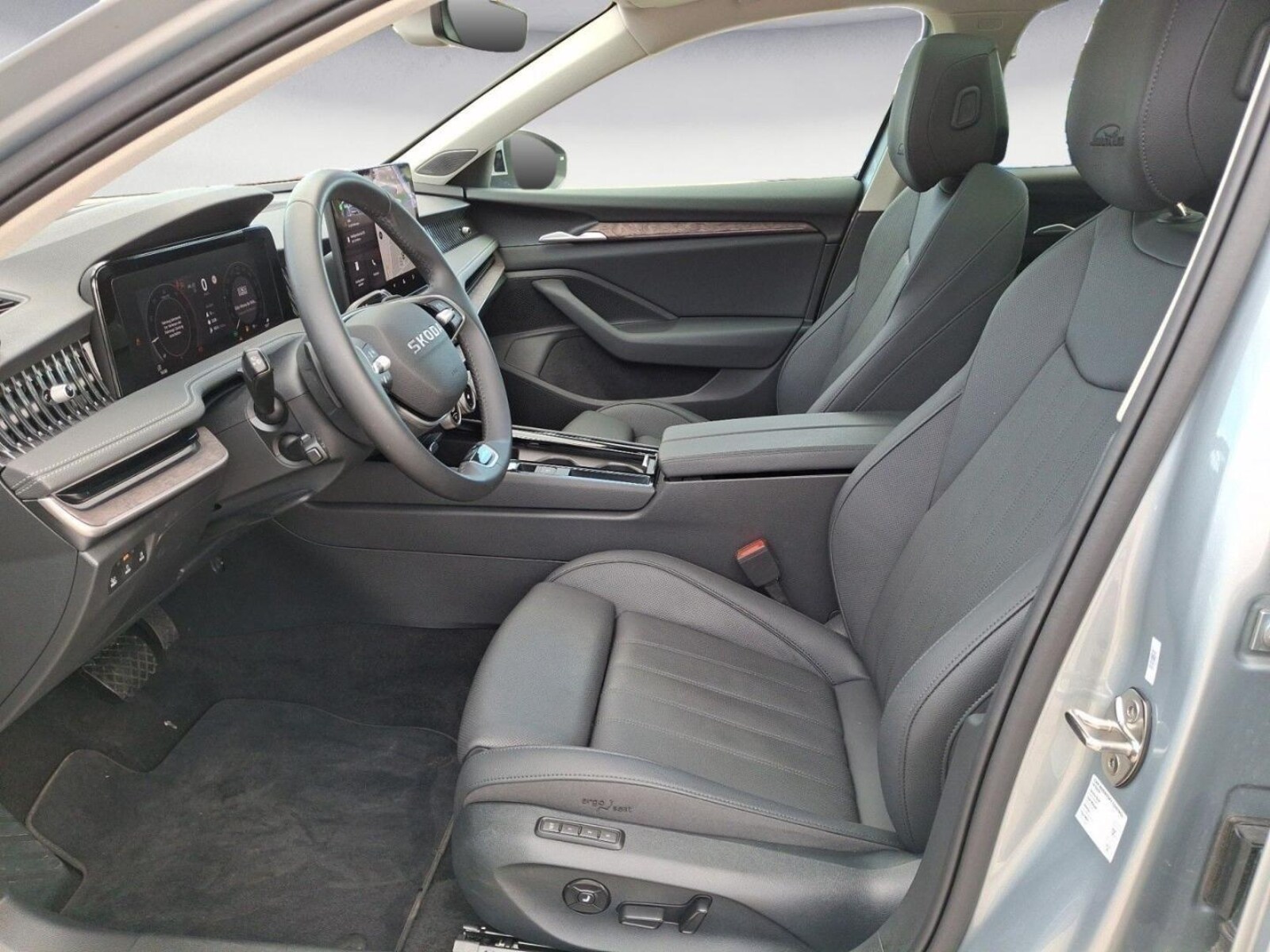 Škoda Superb Combi – Bild 10