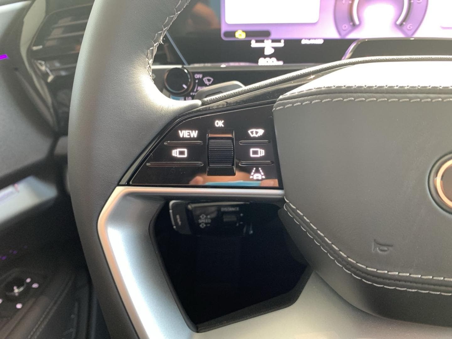 Bild über Audi Q7 SUV TDI quattro 220 kW tiptronic - für weitere Informationen kontaktieren Sie den Audi Partner
